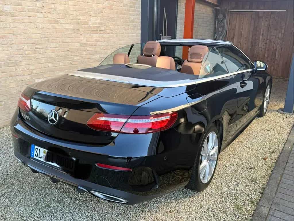 Mercedes-Benz E-Class 220 d (238)Autom. -Cabriolet AMG Line 06/2020-photo-2