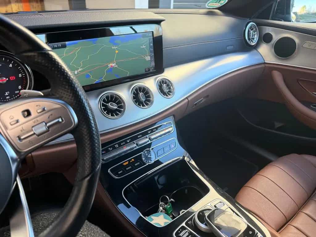 Mercedes-Benz E-Class 220 d (238)Autom. -Cabriolet AMG Line 06/2020-photo-6