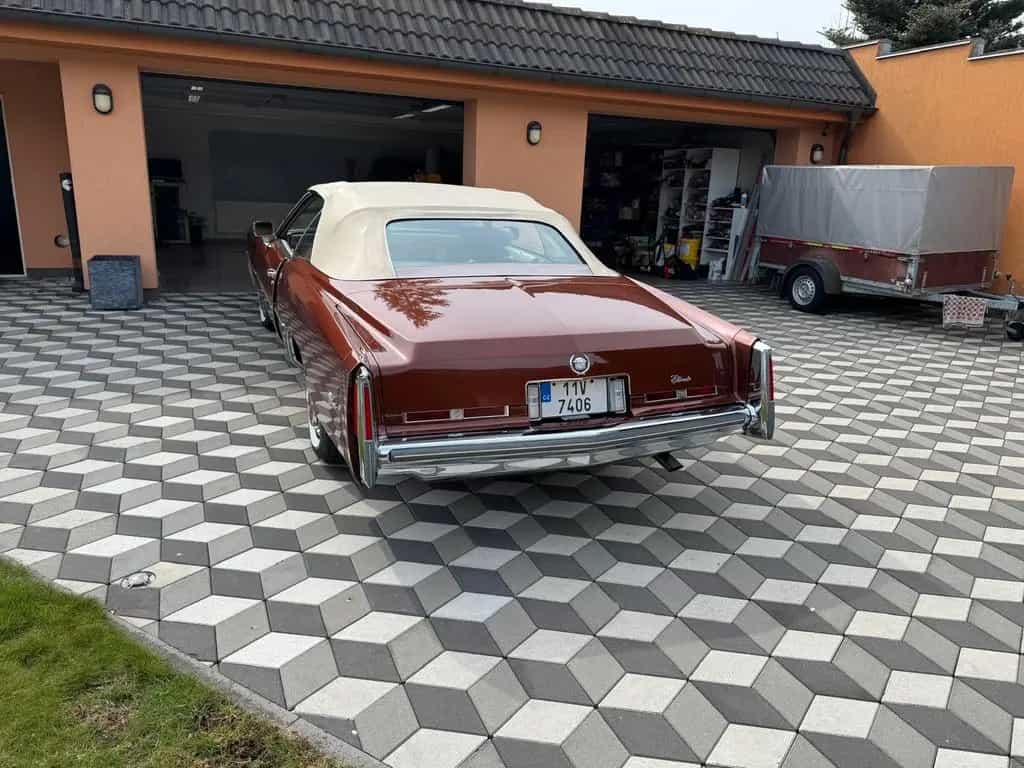 Cadillac Eldorado 01/1975-photo-1