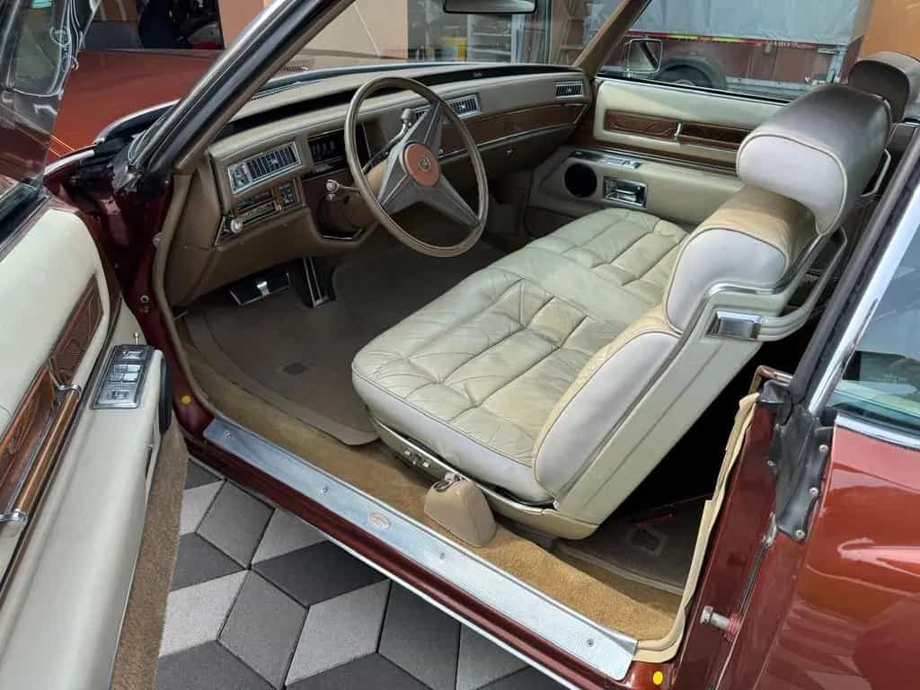 Cadillac Eldorado 01/1975-photo-5