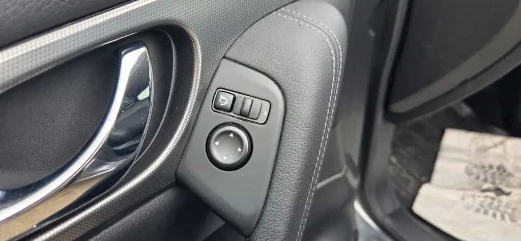 Nissan Qashqai Tekna * LED*360 CAM* Leder* 2.Hand 02/2020-photo-33