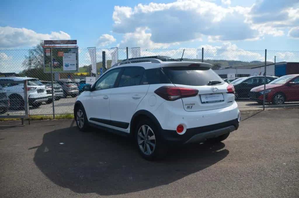 Hyundai i20 Active/TüvNeu/Navi/Tempomat/Garantie/NR:133 06/2020-photo-7