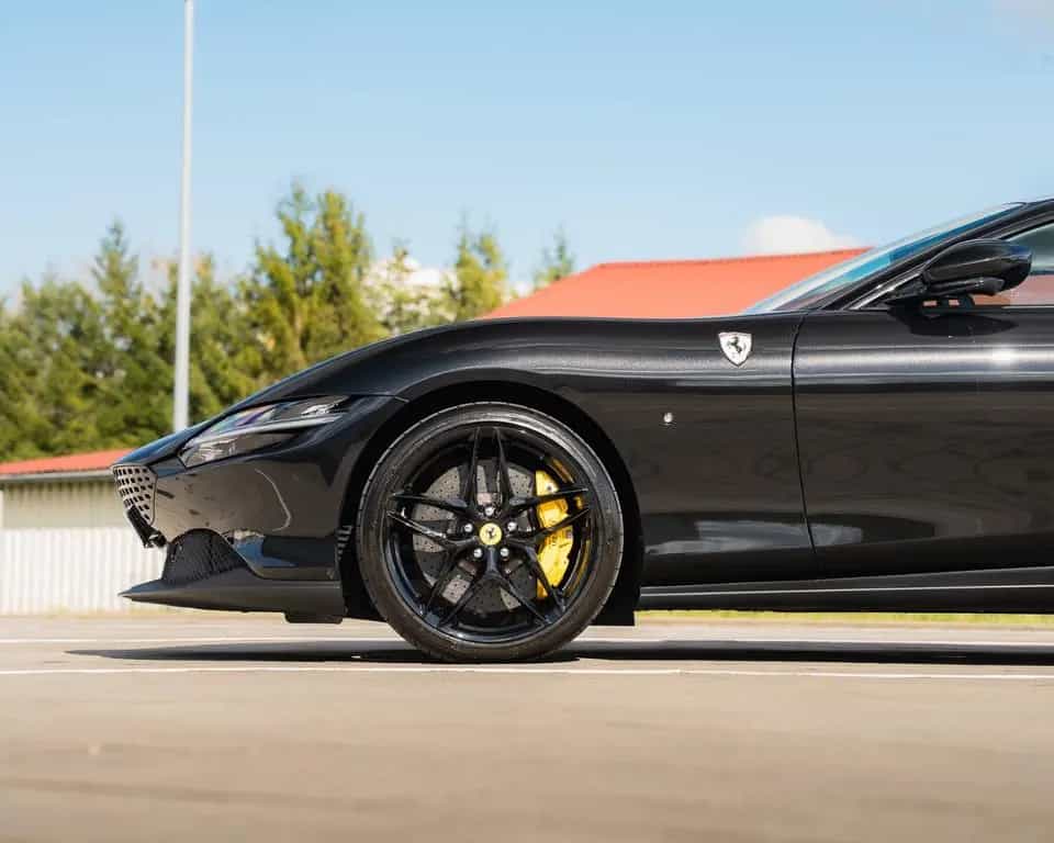 Ferrari Roma 3.9 T V8 Coupe DCT *BLACK PEARL 08/2024-photo-27