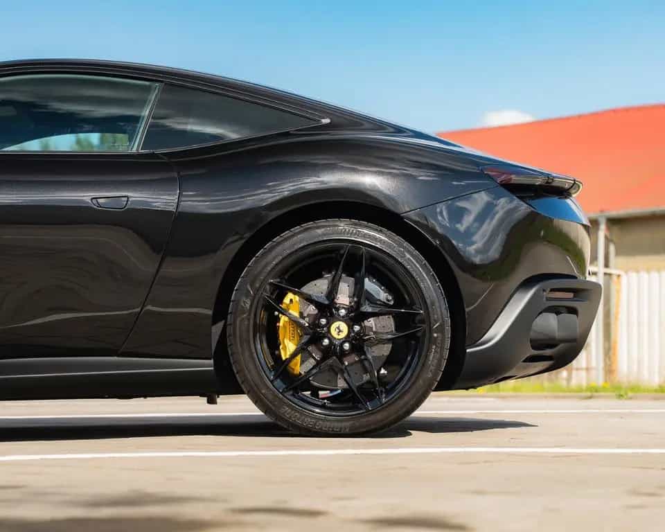 Ferrari Roma 3.9 T V8 Coupe DCT *BLACK PEARL 08/2024-photo-47