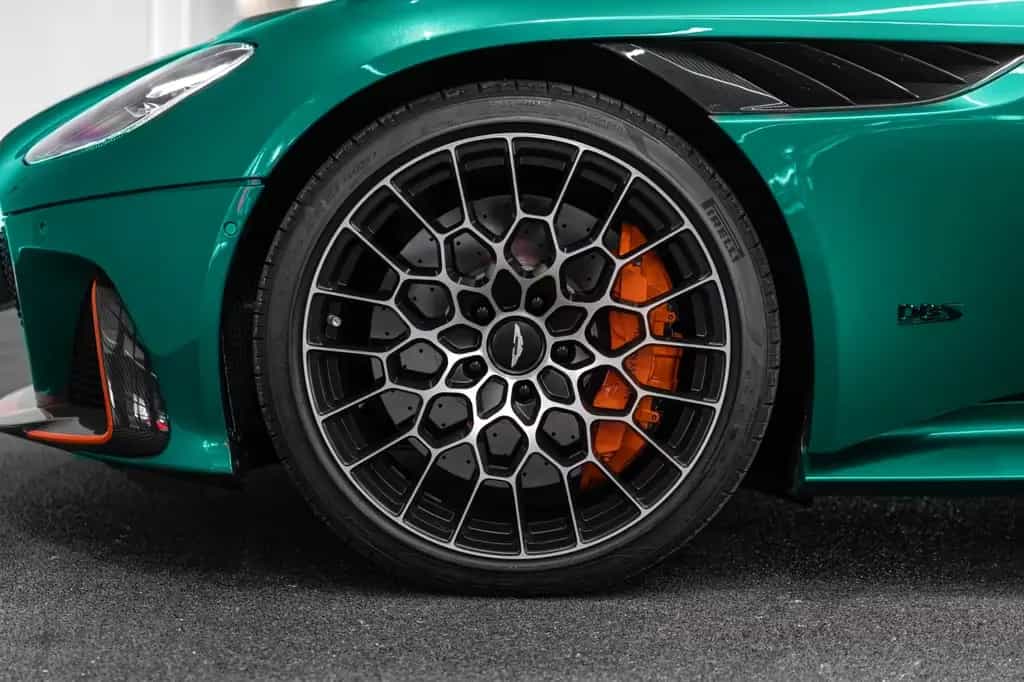 Aston Martin DBS Volante 770 Ultimate *Q *B&O *Carbon 08/2023-photo-5