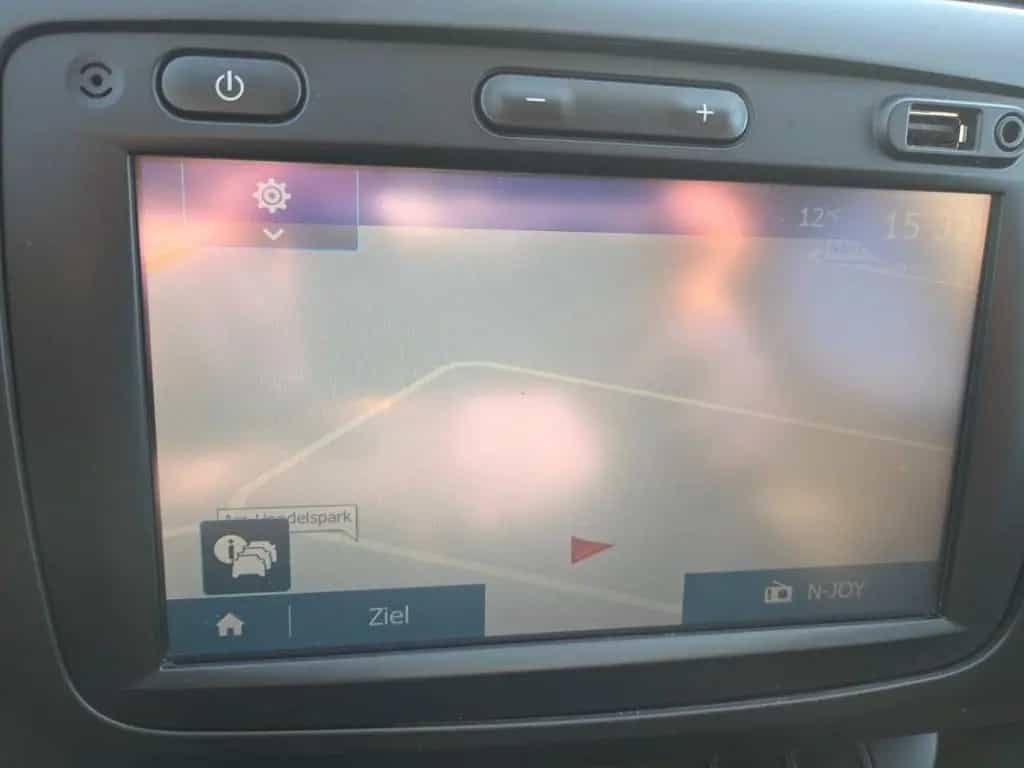 Dacia Duster 2 Prestige 1 Hand Service Neu 04/2018-photo-12