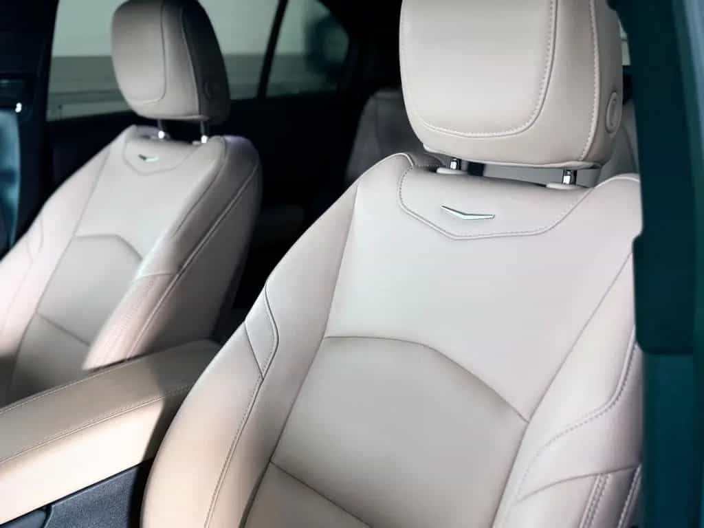 Cadillac XT4 01/2024-photo-11