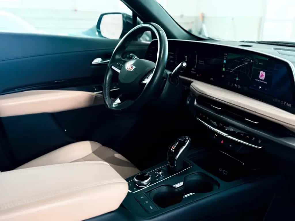 Cadillac XT4 01/2024-photo-12