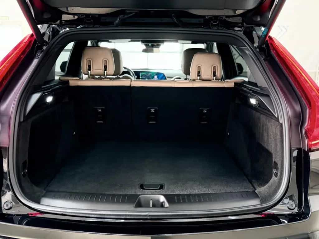 Cadillac XT4 01/2024-photo-20