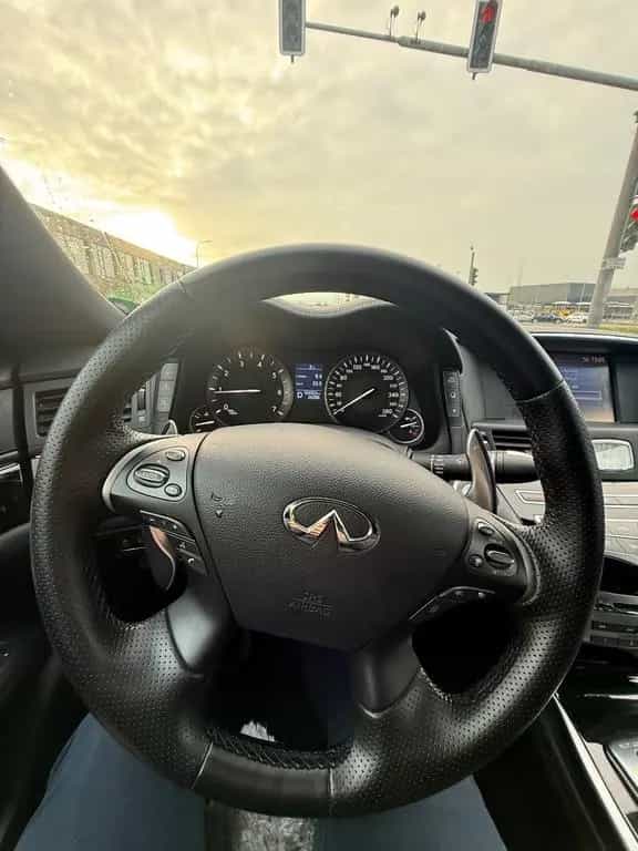 Infiniti Q70 2.2D Premium Executive Auto Premium Exec... 07/2016-photo-4