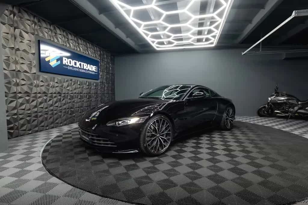 Aston Martin V8 Vantage 4.0 V8 DB11 Coupe *1.Hand*360*Memory* 02/2023-photo-0