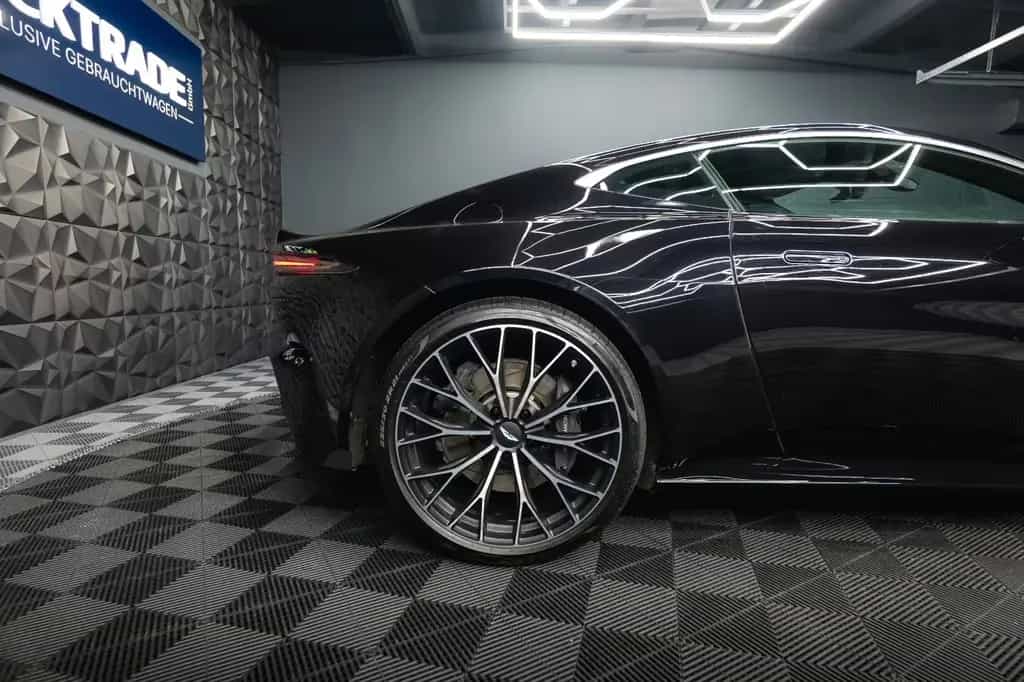 Aston Martin V8 Vantage 4.0 V8 DB11 Coupe *1.Hand*360*Memory* 02/2023-photo-11