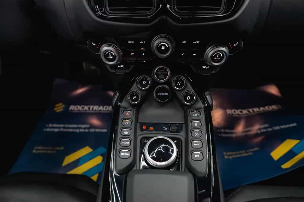 Aston Martin V8 Vantage 4.0 V8 DB11 Coupe *1.Hand*360*Memory* 02/2023-photo-31