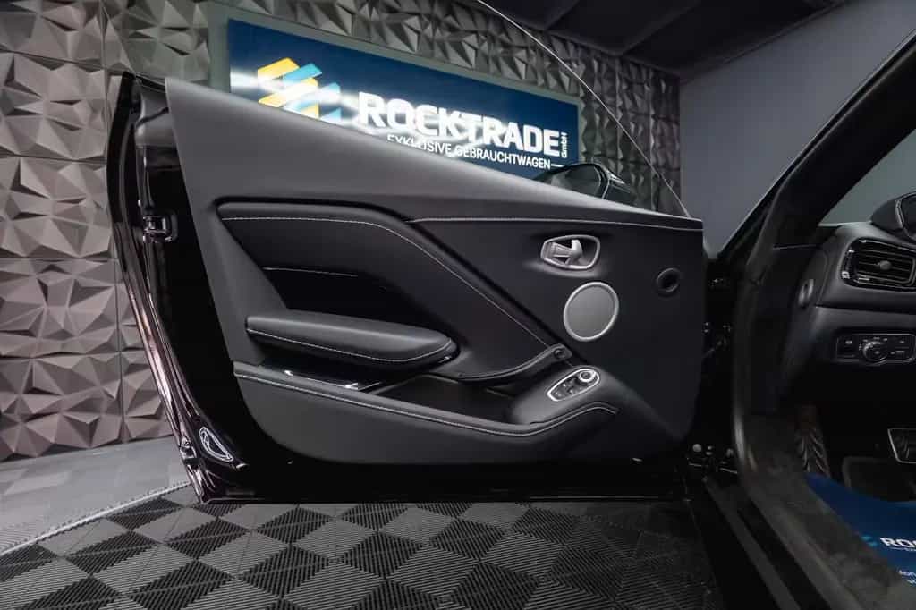 Aston Martin V8 Vantage 4.0 V8 DB11 Coupe *1.Hand*360*Memory* 02/2023-photo-38