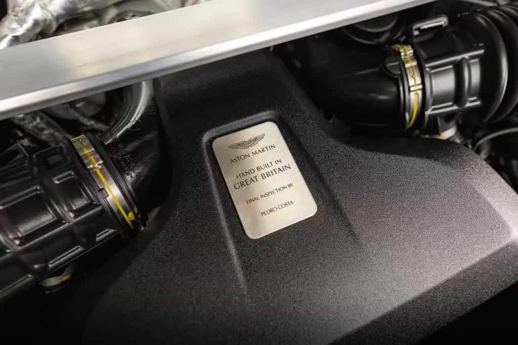 Aston Martin V8 Vantage 4.0 V8 DB11 Coupe *1.Hand*360*Memory* 02/2023-photo-6