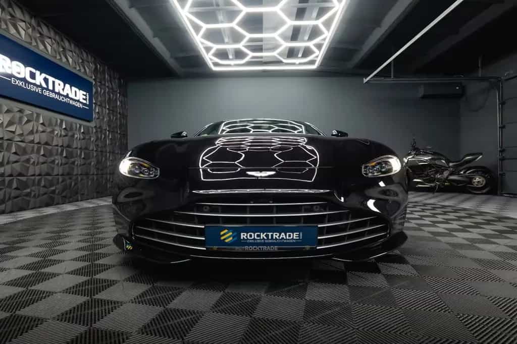 Aston Martin V8 Vantage 4.0 V8 DB11 Coupe *1.Hand*360*Memory* 02/2023-photo-7