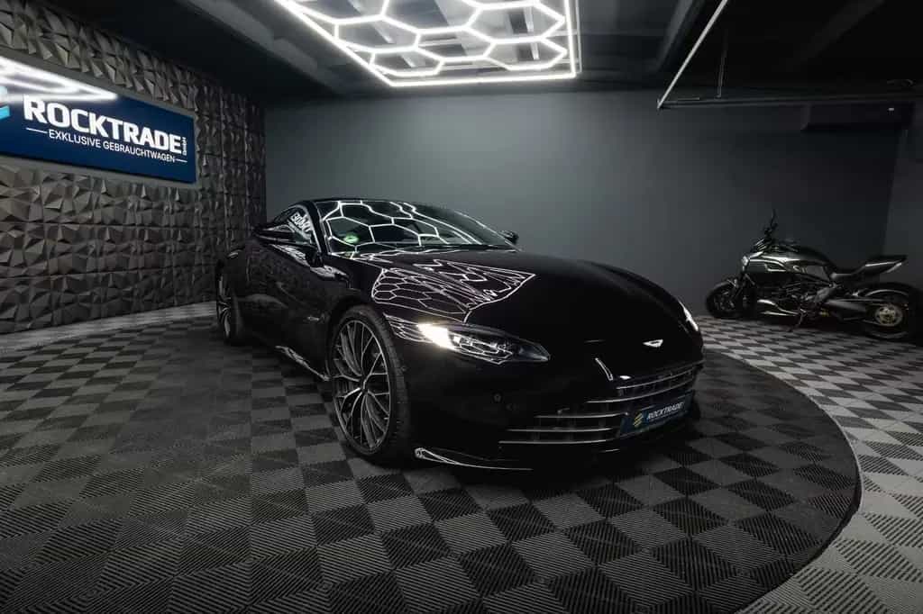Aston Martin V8 Vantage 4.0 V8 DB11 Coupe *1.Hand*360*Memory* 02/2023-photo-9