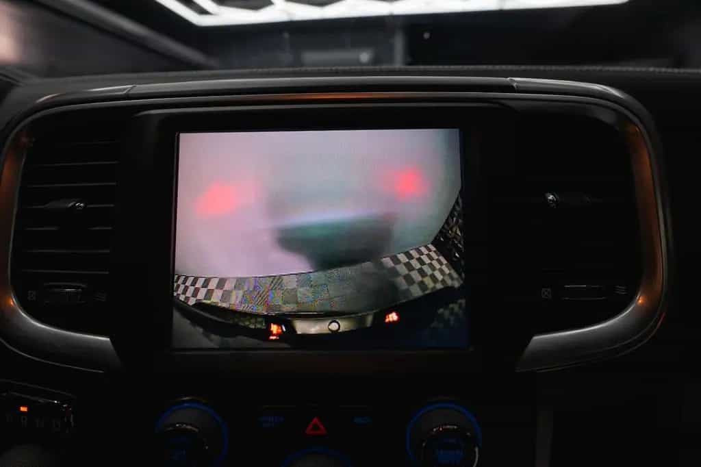 Dodge RAM 5.7 V8 HEMI 4x4 OFFROAD Night-Paket *LED*AHK 03/2023-photo-24