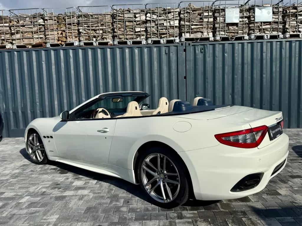 Maserati GranCabrio 4.7 V8 Sport Automatik H&K MC Carplay 11/2019-photo-9
