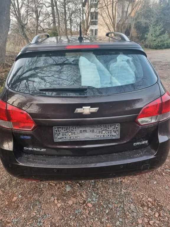 Chevrolet Cruze 11/2012-photo-2
