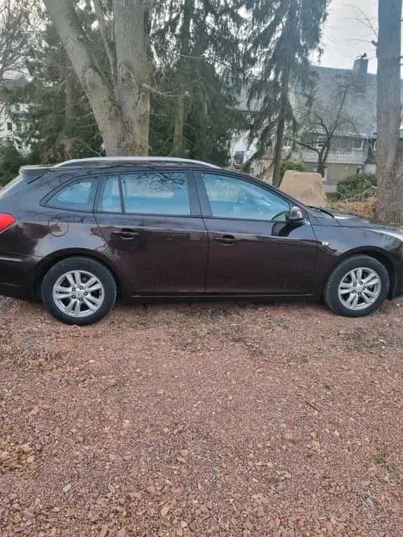 Chevrolet Cruze 11/2012-photo-3