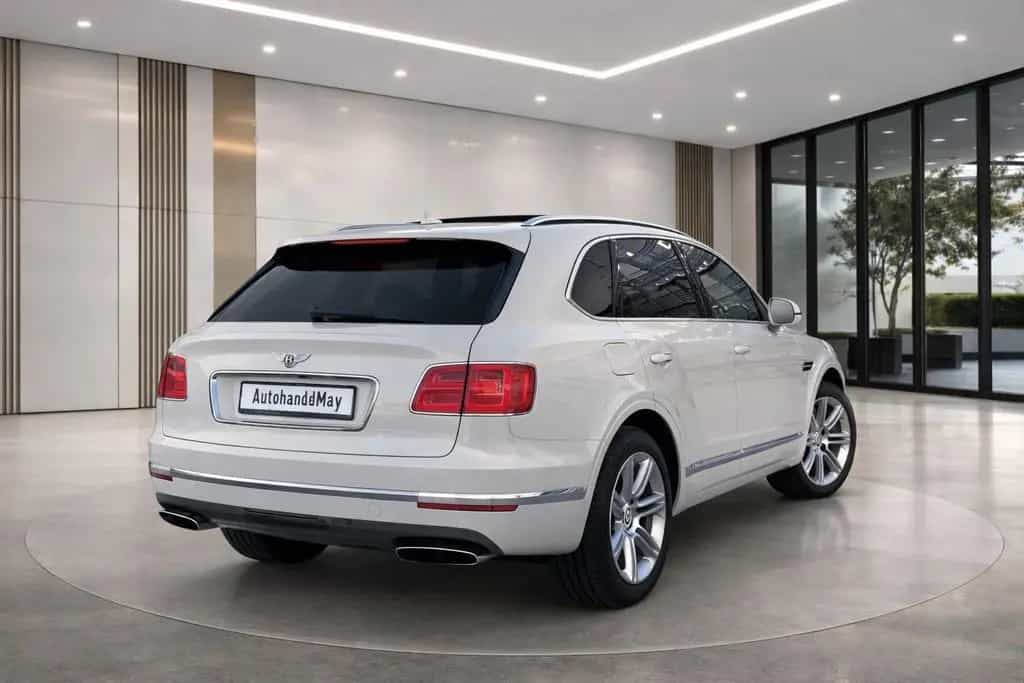 Bentley Bentayga W12 Panorama 12/2017-photo-6