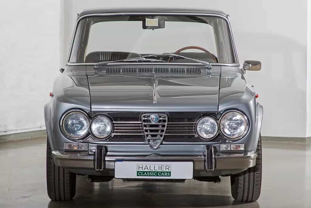 Alfa Romeo Giulia Super 1600, sehr schöner Zustand 01/1970-photo-2
