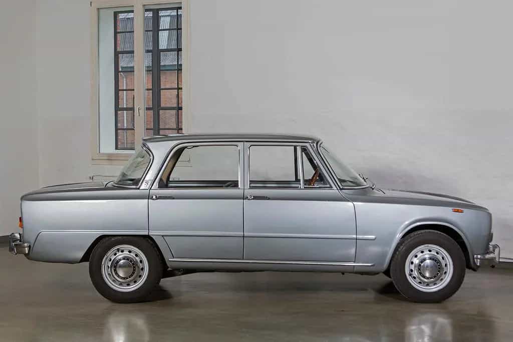 Alfa Romeo Giulia Super 1600, sehr schöner Zustand 01/1970-photo-7