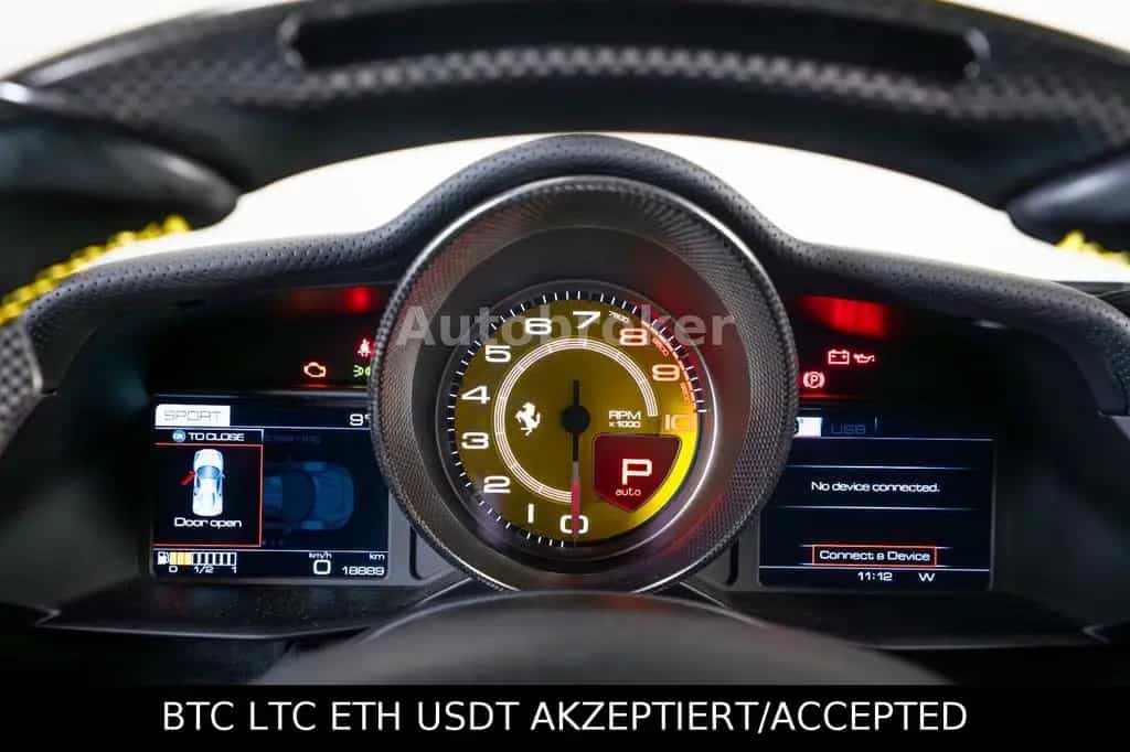 Ferrari 488 Pista GTB VOLLKARBON LIFT JBL GARANTIE-10/28 10/2018-photo-29