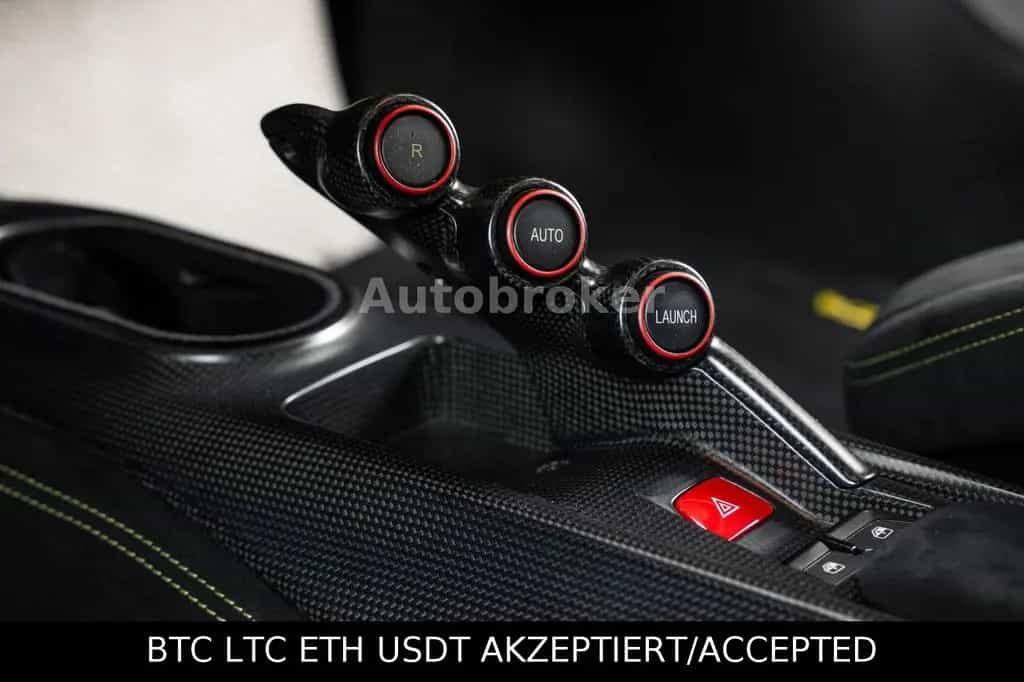 Ferrari 488 Pista GTB VOLLKARBON LIFT JBL GARANTIE-10/28 10/2018-photo-38