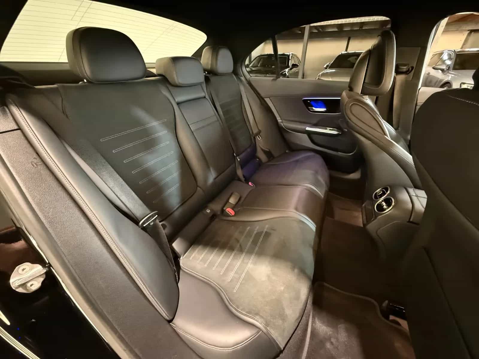 Mercedes-Benz C-Class 220 09/2022-photo-20