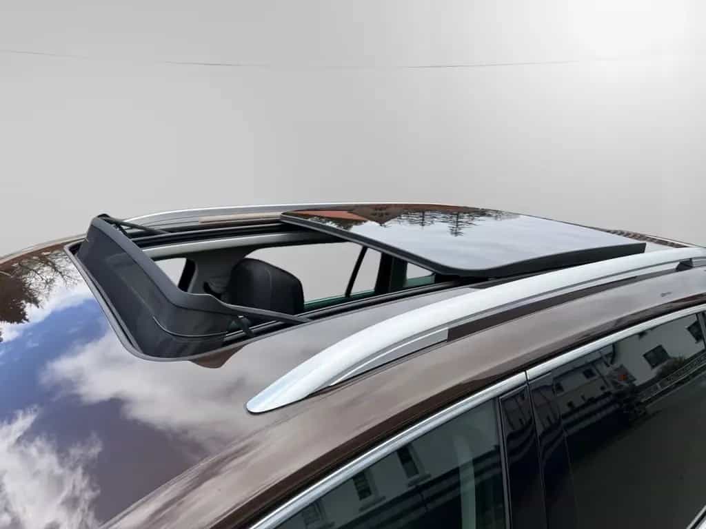 Volkswagen Tiguan HEADUP, PANO, AHK, VIRTUAL, STANDHEIZUNG 01/2017-photo-8