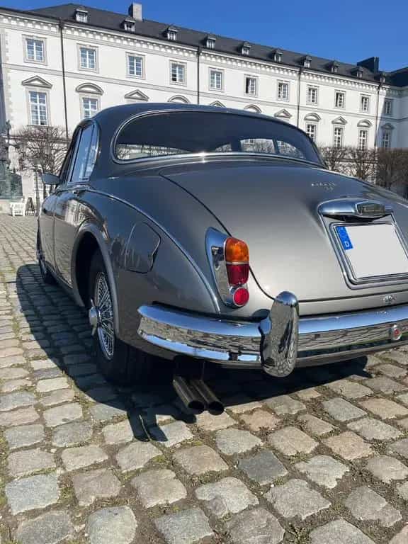 Jaguar MK II 3,8L Schaltgetriebe Erstauslief. Italien! 06/1965-photo-4