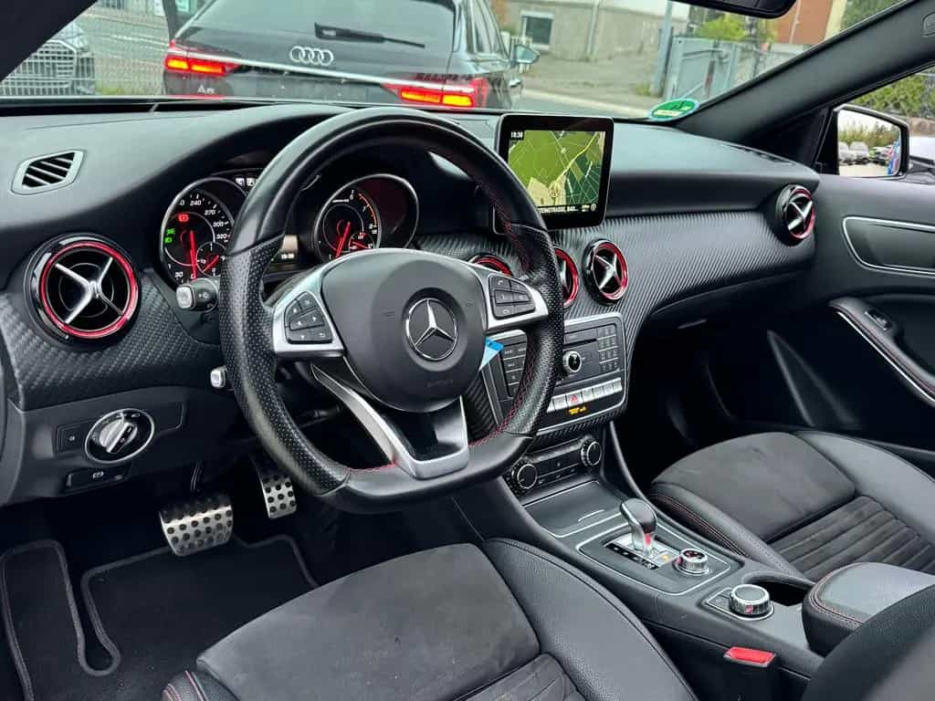 Mercedes-Benz A-Class 45 AMG Perf.-Abgas Pano Unfallfrei 4Matic TOP 09/2016-photo-10