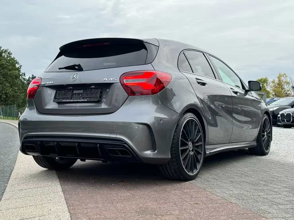 Mercedes-Benz A-Class 45 AMG Perf.-Abgas Pano Unfallfrei 4Matic TOP 09/2016-photo-15