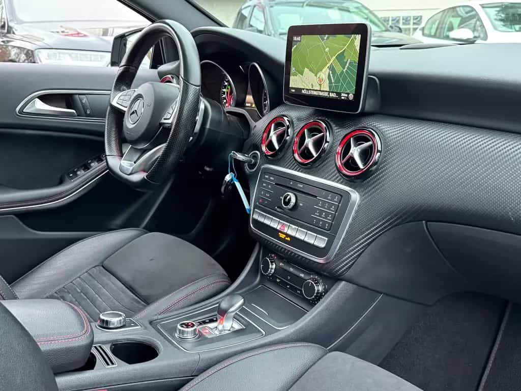 Mercedes-Benz A-Class 45 AMG Perf.-Abgas Pano Unfallfrei 4Matic TOP 09/2016-photo-17