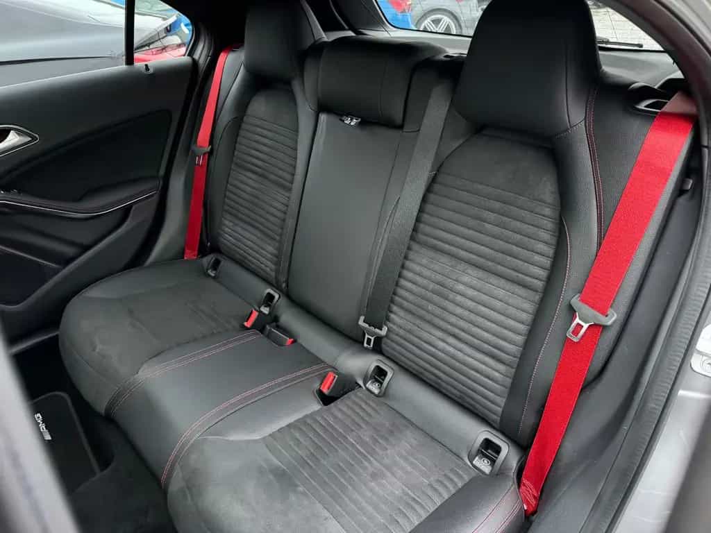 Mercedes-Benz A-Class 45 AMG Perf.-Abgas Pano Unfallfrei 4Matic TOP 09/2016-photo-20