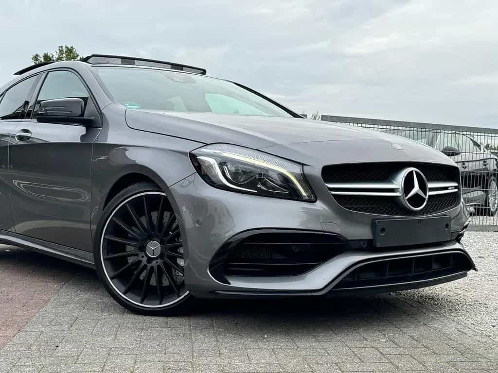 Mercedes-Benz A-Class 45 AMG Perf.-Abgas Pano Unfallfrei 4Matic TOP 09/2016-photo-29