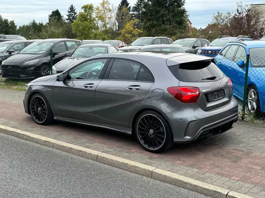 Mercedes-Benz A-Class 45 AMG Perf.-Abgas Pano Unfallfrei 4Matic TOP 09/2016-photo-37