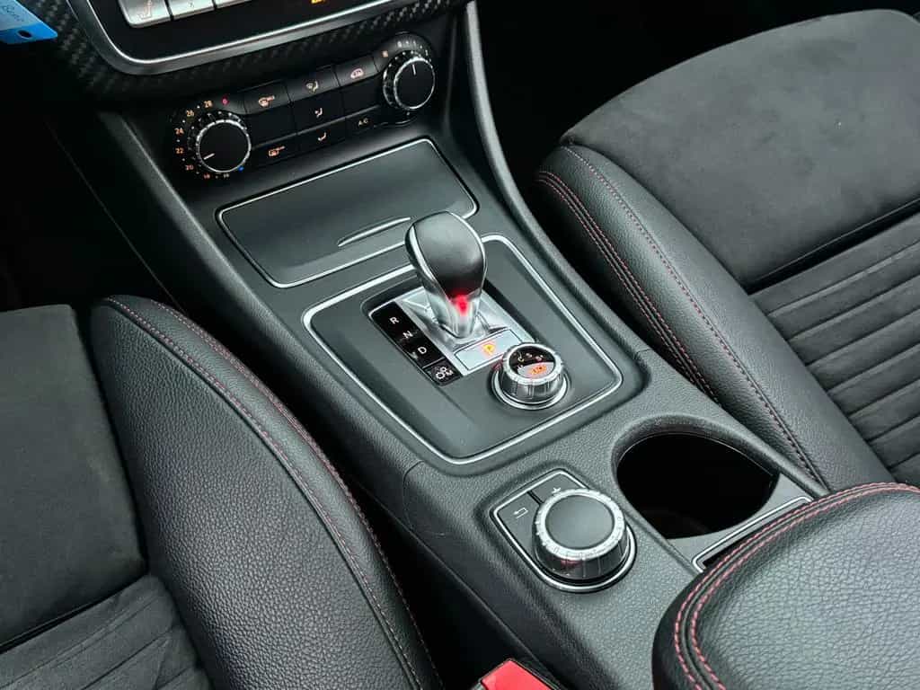 Mercedes-Benz A-Class 45 AMG Perf.-Abgas Pano Unfallfrei 4Matic TOP 09/2016-photo-38