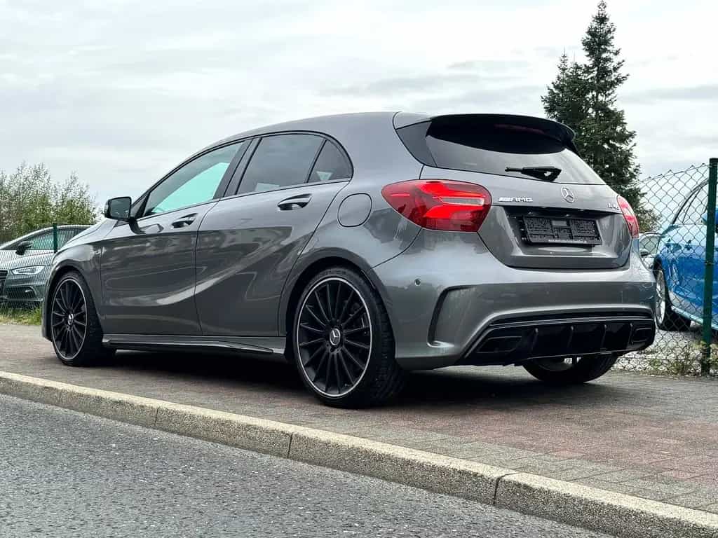 Mercedes-Benz A-Class 45 AMG Perf.-Abgas Pano Unfallfrei 4Matic TOP 09/2016-photo-4