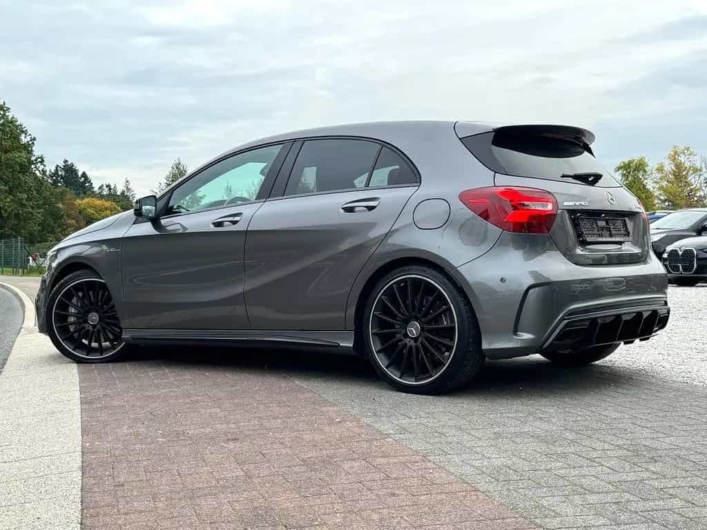 Mercedes-Benz A-Class 45 AMG Perf.-Abgas Pano Unfallfrei 4Matic TOP 09/2016-photo-40