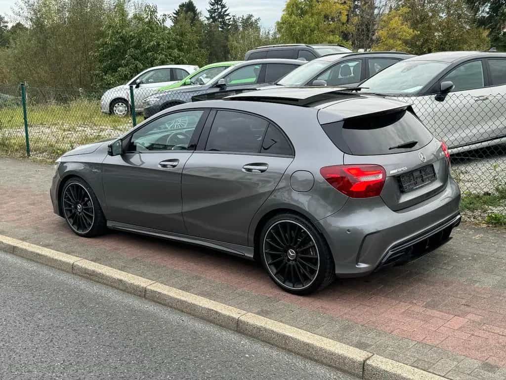 Mercedes-Benz A-Class 45 AMG Perf.-Abgas Pano Unfallfrei 4Matic TOP 09/2016-photo-45