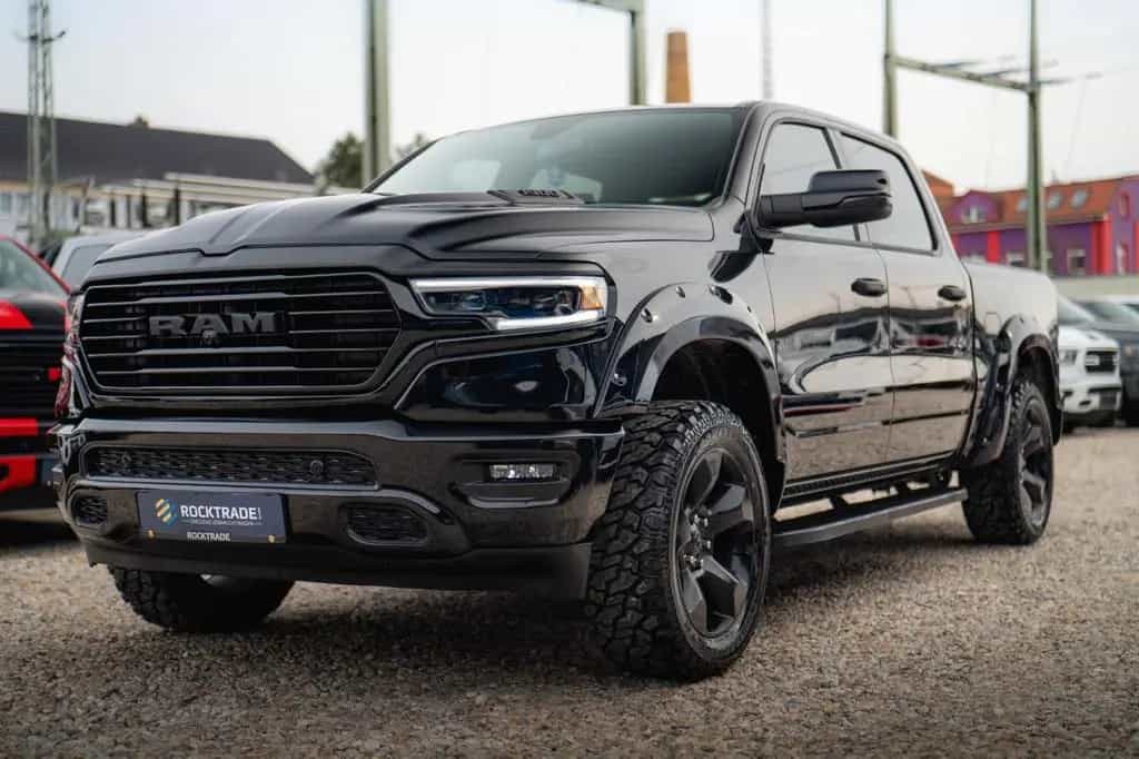 Dodge RAM 3.6 V6 4x4 OFFROAD LARAMIE BLACK EDITION LED 07/2024-photo-18