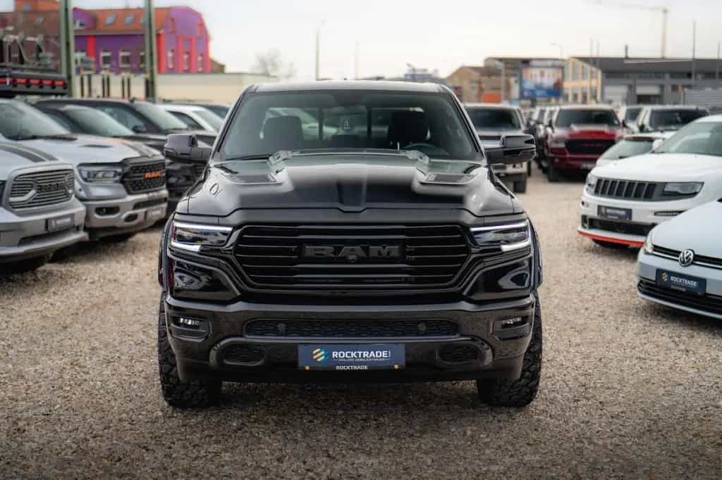 Dodge RAM 3.6 V6 4x4 OFFROAD LARAMIE BLACK EDITION LED 07/2024-photo-19