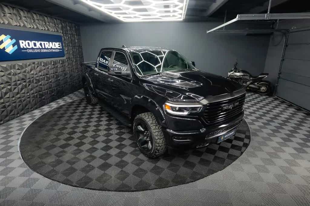 Dodge RAM 3.6 V6 4x4 OFFROAD LARAMIE BLACK EDITION LED 07/2024-photo-5