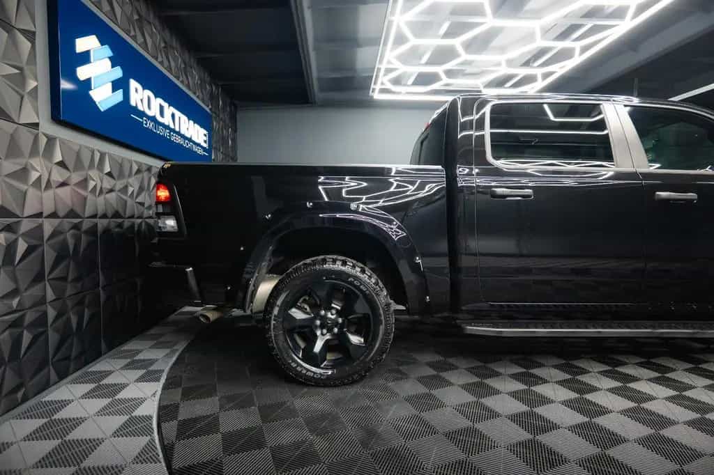Dodge RAM 3.6 V6 4x4 OFFROAD LARAMIE BLACK EDITION LED 07/2024-photo-8