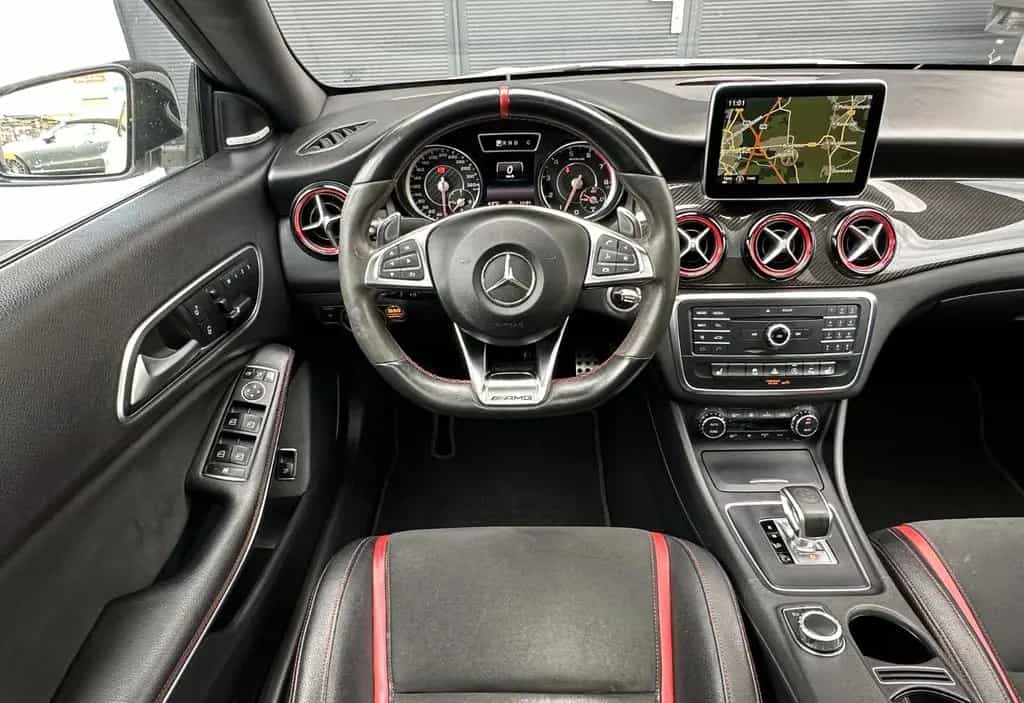 Mercedes-Benz CLA-Class 45 AMG 4Matic*PERFORMANCE*CARBON*PANO*KAMERA 12/2015-photo-11