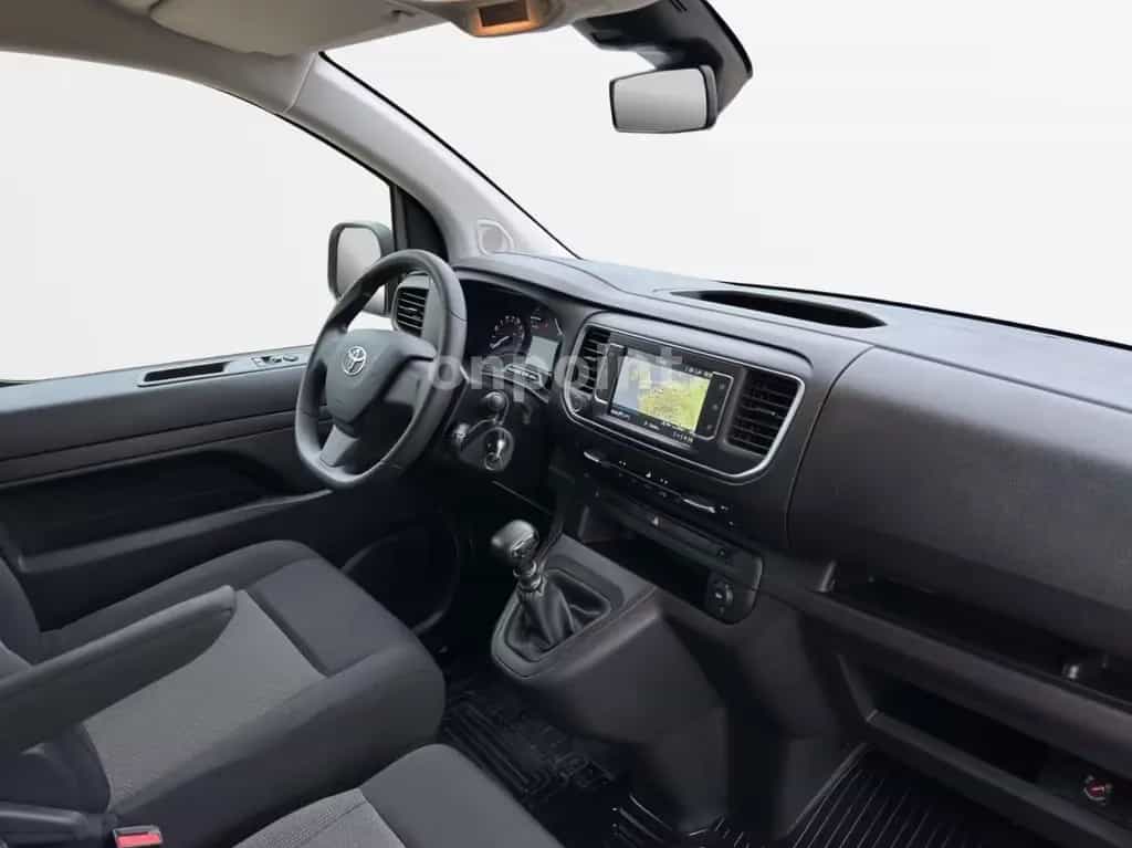 Toyota Proace (Verso) 2,0-l-D-4D L2 Lang 9 Sitzer Navi 04/2023-photo-11