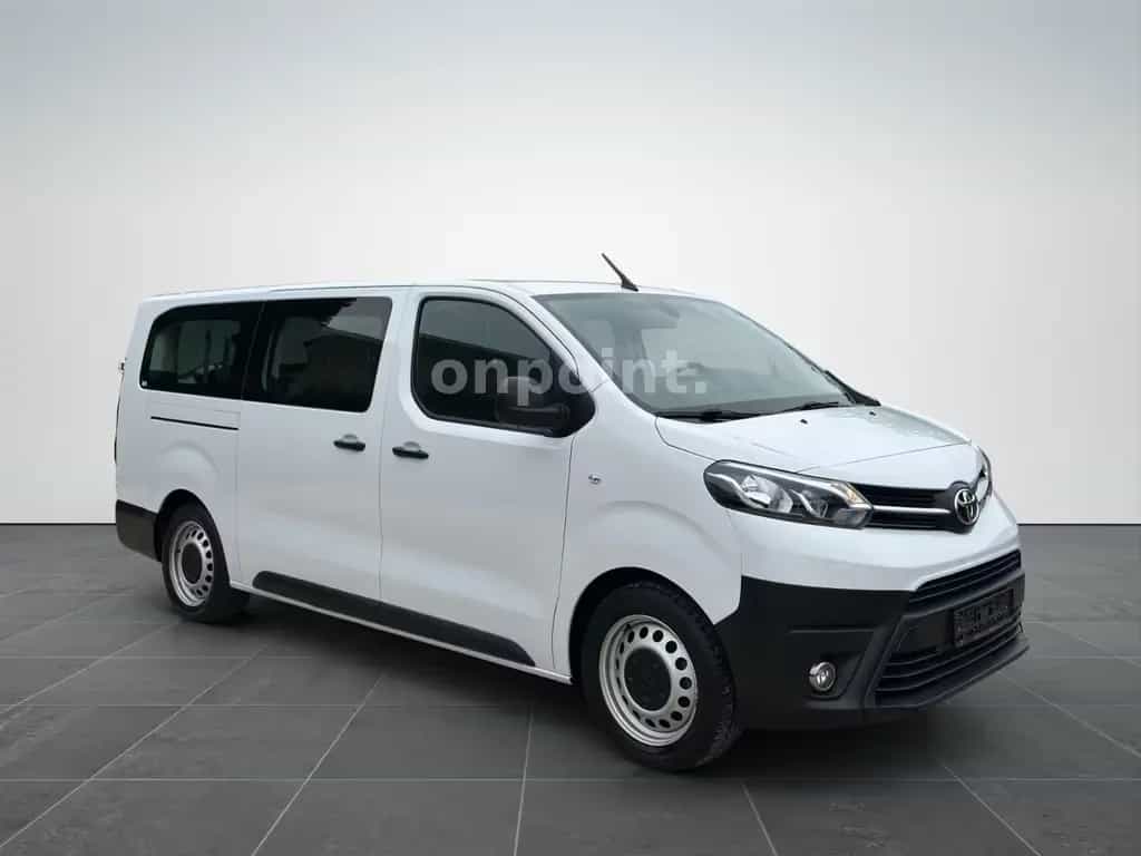 Toyota Proace (Verso) 2,0-l-D-4D L2 Lang 9 Sitzer Navi 04/2023-photo-2